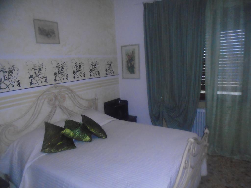 Tropical Bed&Breakfast Lucca Buitenkant foto